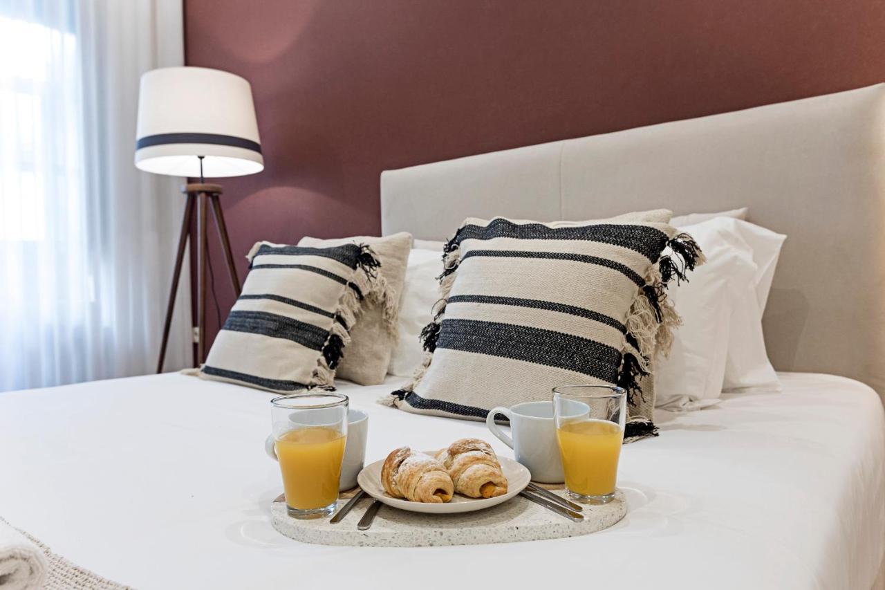 Brand New 4Br W/ 200Yrs Of History In Central Porto By Lovelystay Exterior foto